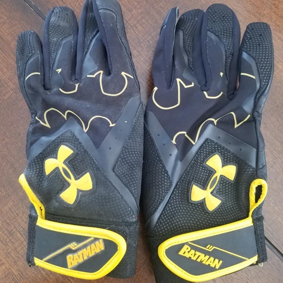 batman batting gloves
